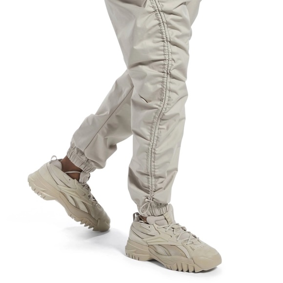 Reebok x Cardi B. Modern Beige Straight-Leg Pants, Plus Size 2X New w/Tag $75 - Picture 11 of 16